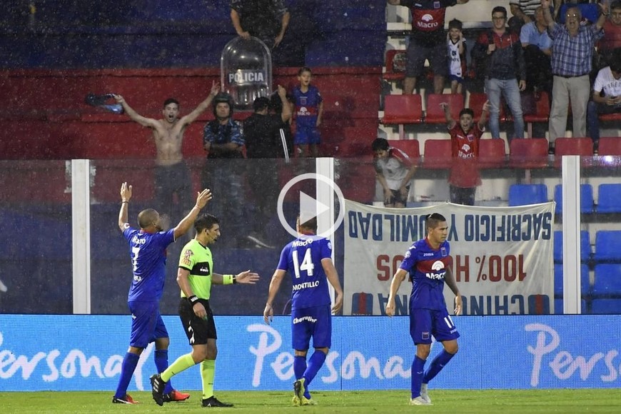 Tigre Se Lo Dio Vuelta Con Uno Menos A Argentinos En Un Duelo Clave Por