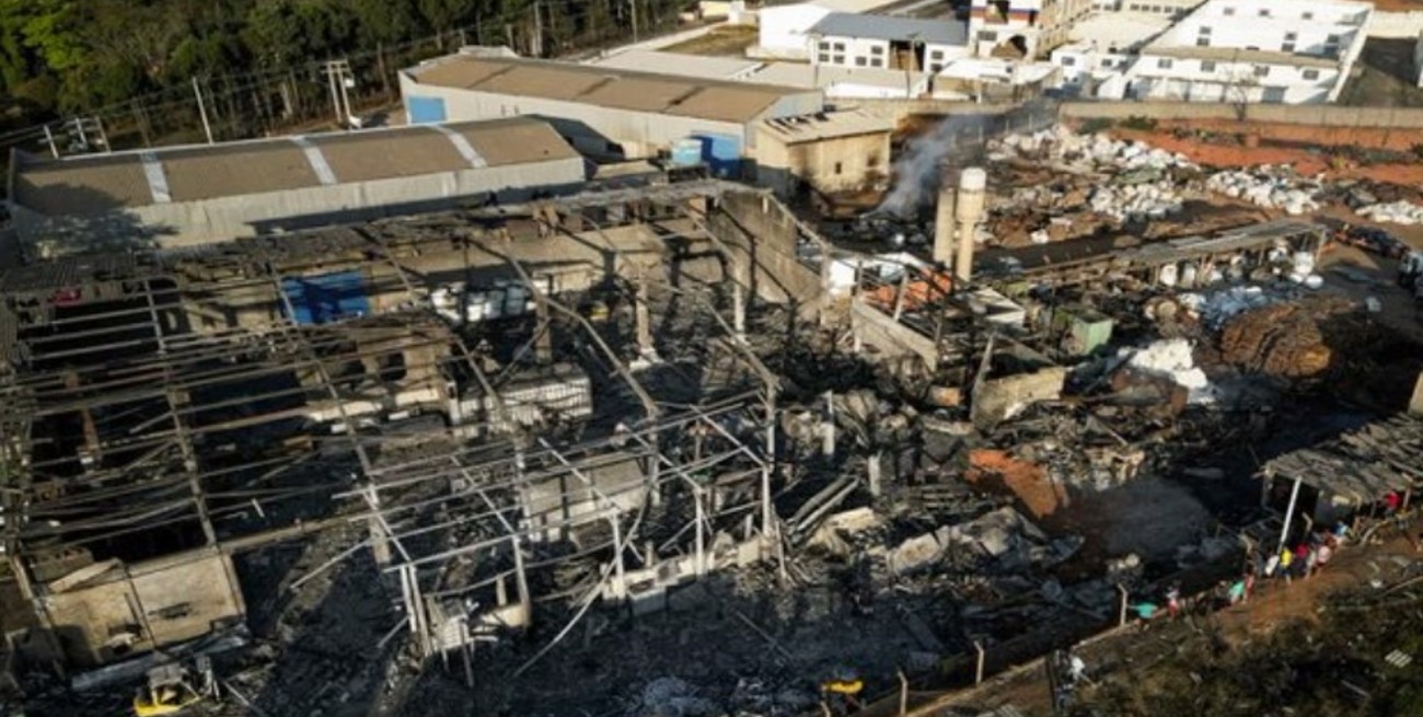 Video cuatro muertos y 30 heridos por explosión en una fábrica