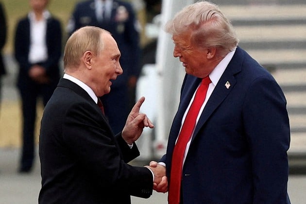 Donald Trump planteó ante Vladímir Putin la necesidad de alcanzar un final rápido de la guerra en Ucrania. Foto: Reuters