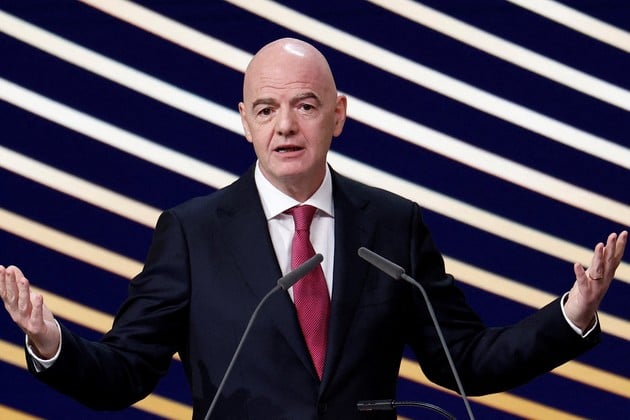 La UEFA levantó el boicot y mantiene su reclamo contra Infantino.