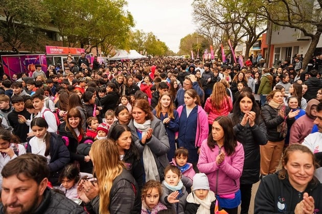 La comunidad de San Jorge acompañó el paso del Fuego Suramericano rumbo a Santa Fe 2026.