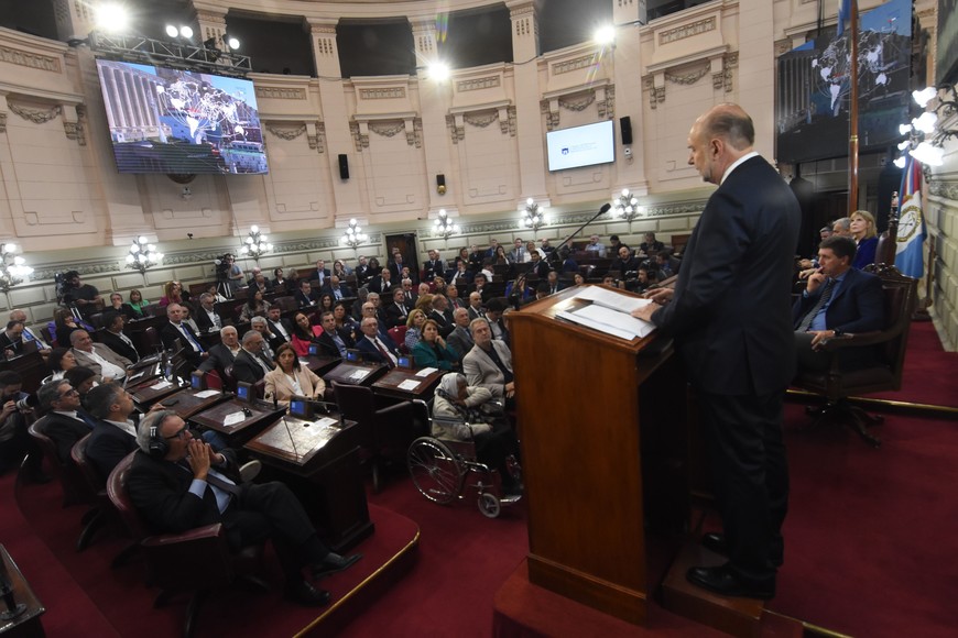 Las imágenes en la Legislatura en el inicio Sesiones Ordinarias 