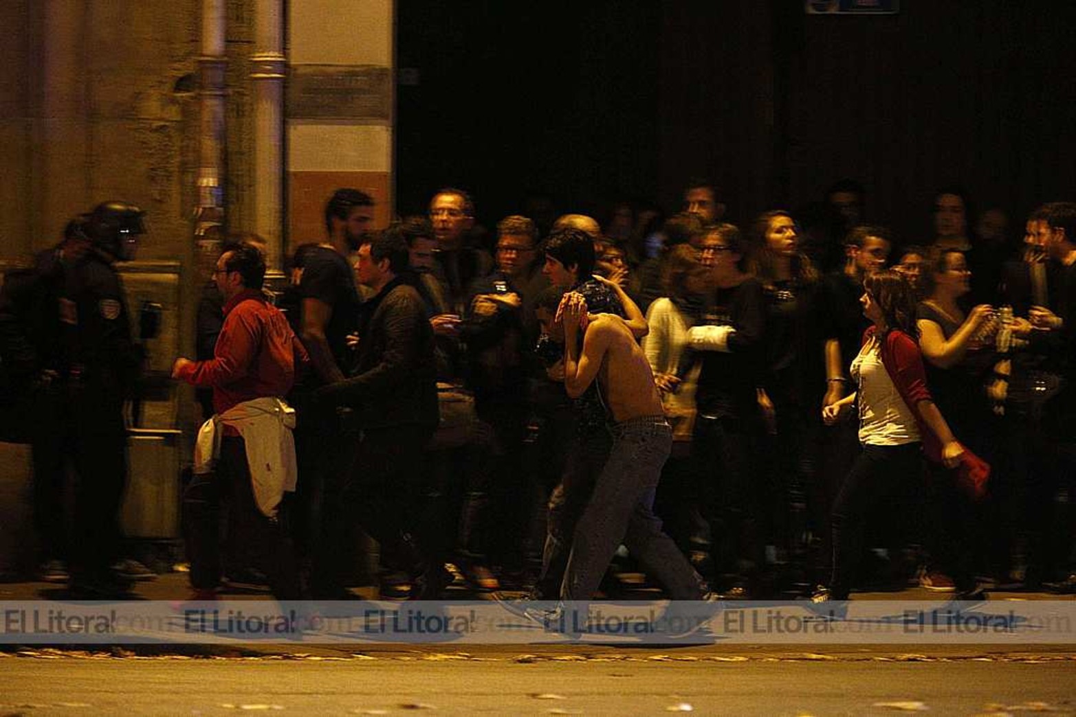 Operativo especial en las calles de París.