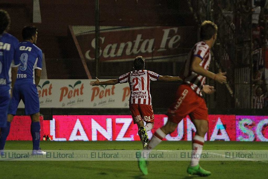 10 imágenes de un partido histórico entre Unión y Racing