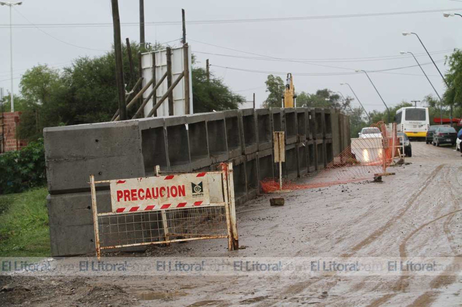 Calle Demetrio Gómez. Obra de entubamiento