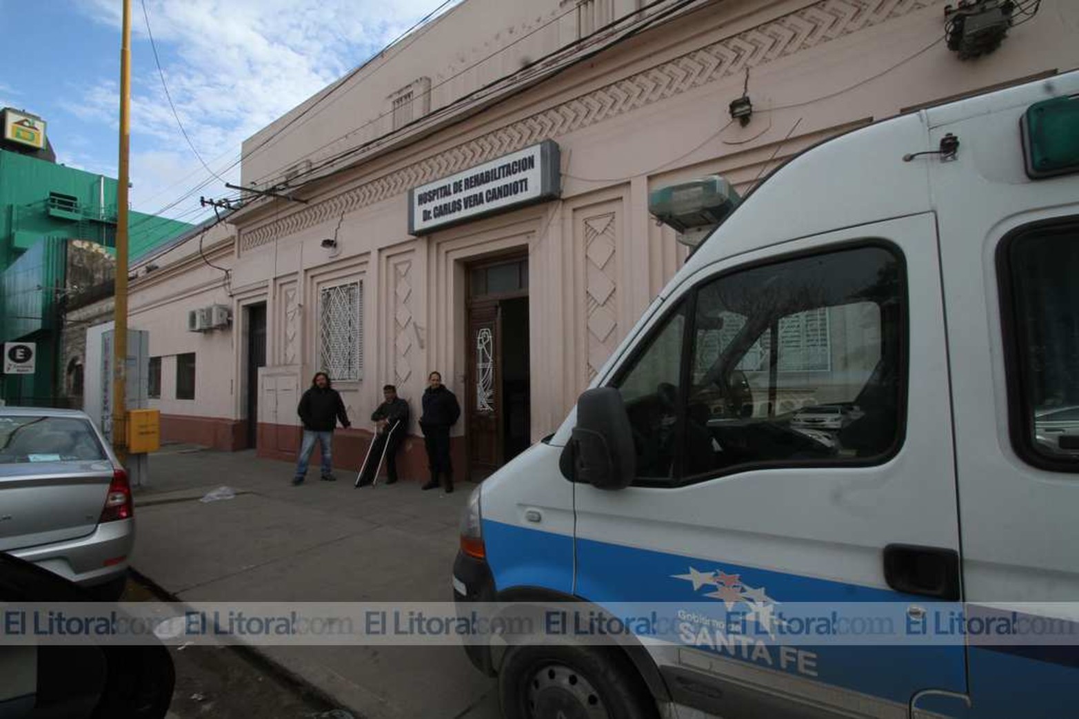 Fachada del Hospital Vera Candiotti ubicado en Mons Vicente Zaspe 3742