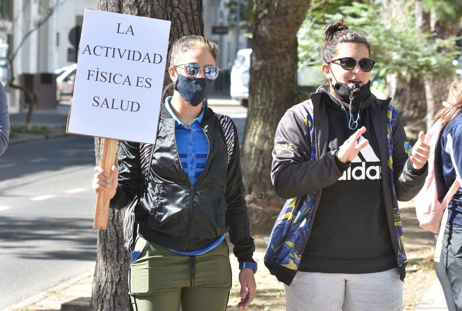 Los dueños de gimnasios piden poder abrir. Argumentan que  son parte de la solución y que hacer actividad física es salud.