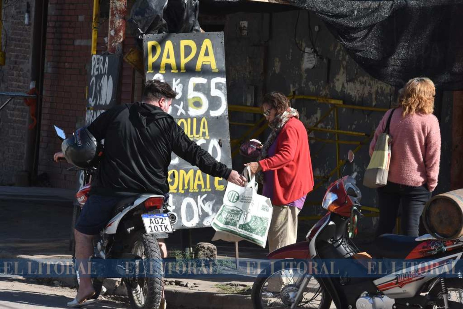 Vida cotidiana en barrio Santa Rosa de Lima
