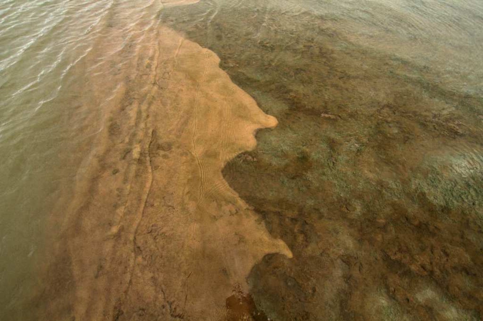 Las texturas con los sedimentos del río