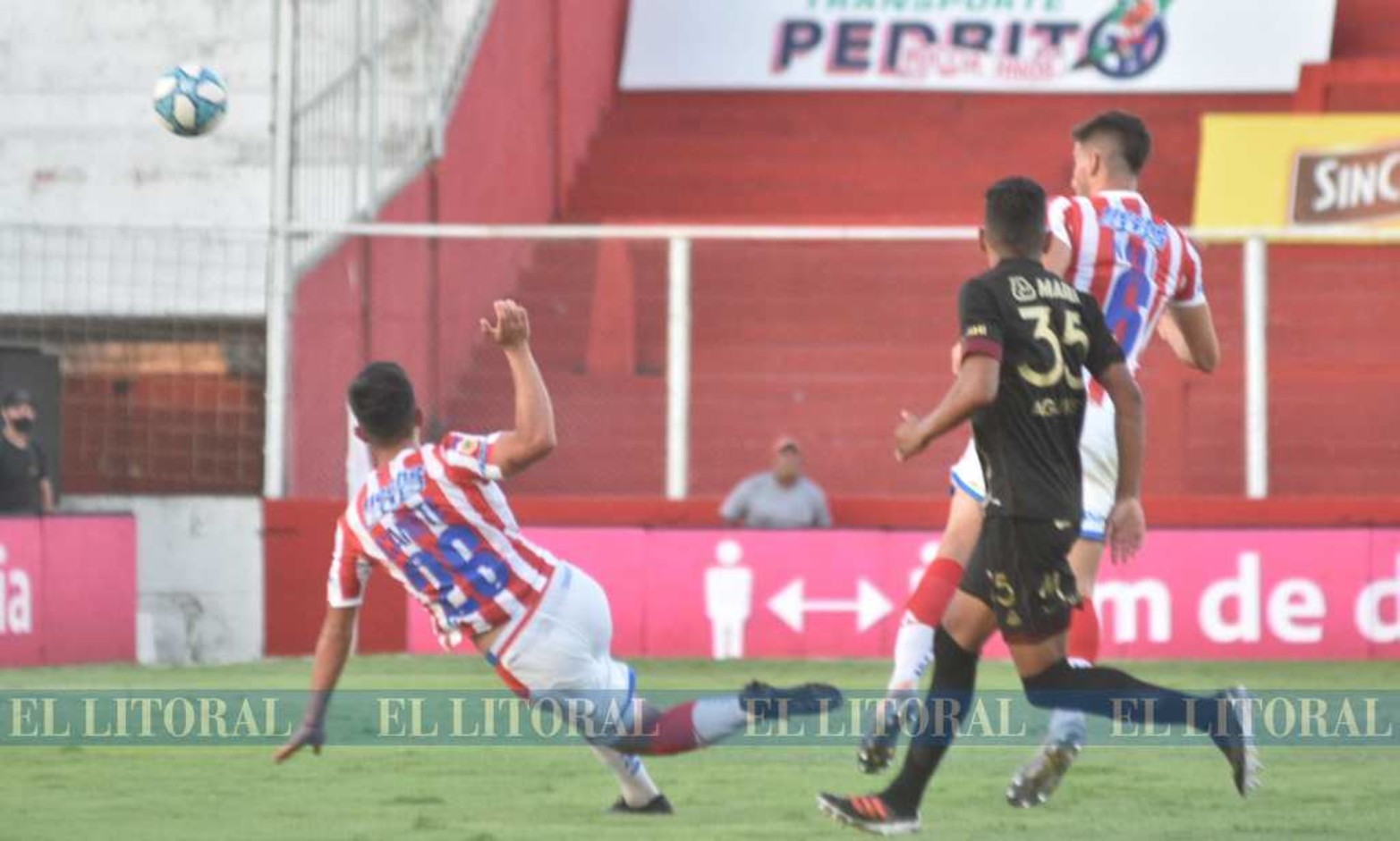 Unión y Lanús por la zona complementaria jugaron por la Copa Diego Maradona.