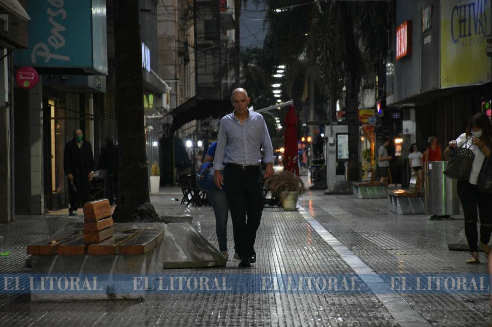 El frente de tormenta de ayer a la tarde. La escasez de agua de lluvia viene desde mayo de este año.