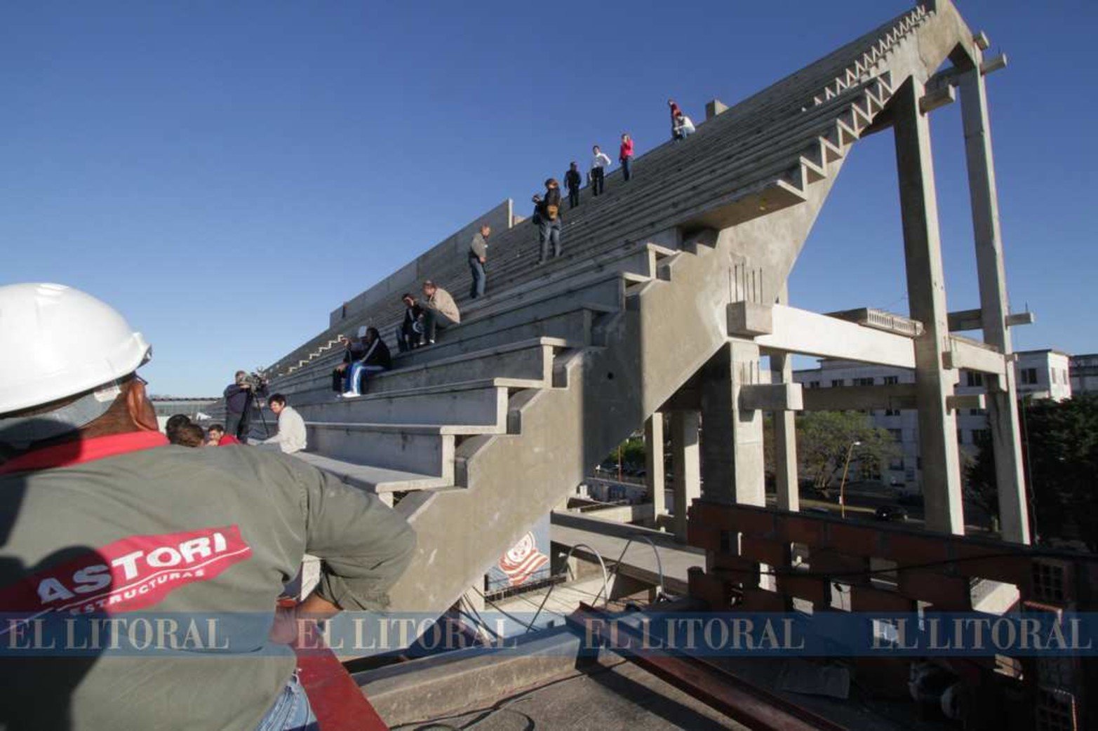 1 de noviembre de 2013. En plena obra de la tribuna sur alta.