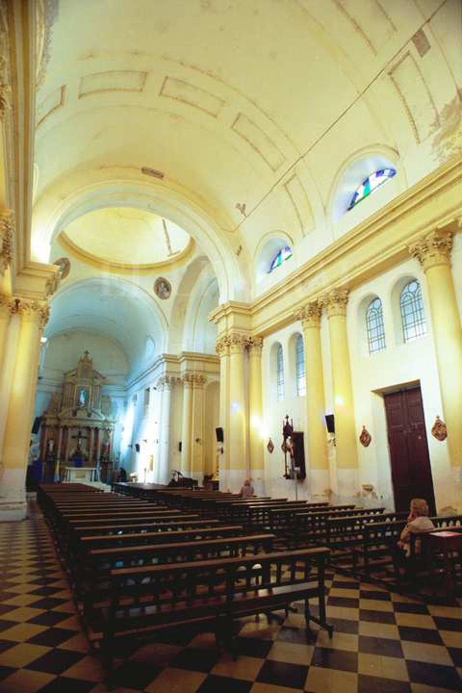 El templo en su interior.