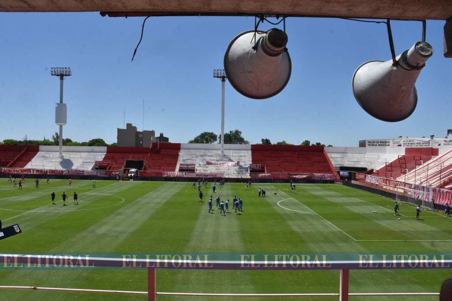 Los parlantes siguen...La voz del Estadio sigue apostando a este tipo de amplificación. 1 de noviembre de 2020.