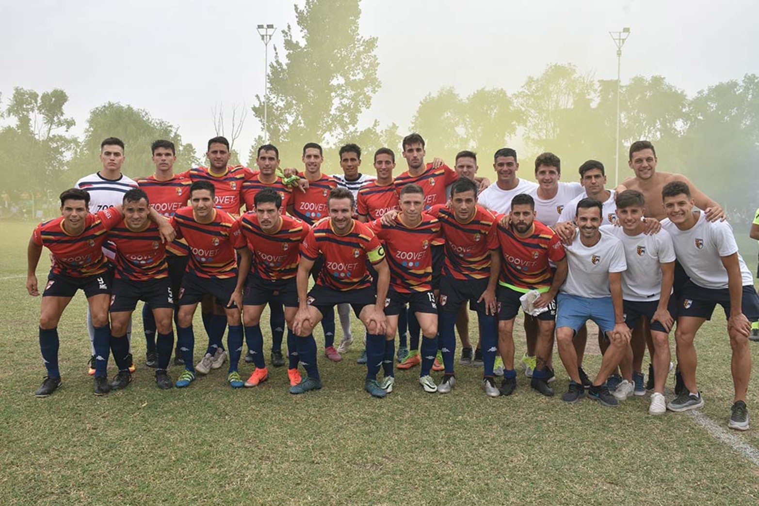 Ateneo se consagró campeón de la Liga Santafesina de Fútbol. Por primera vez el colegial llegó a lo más alto.