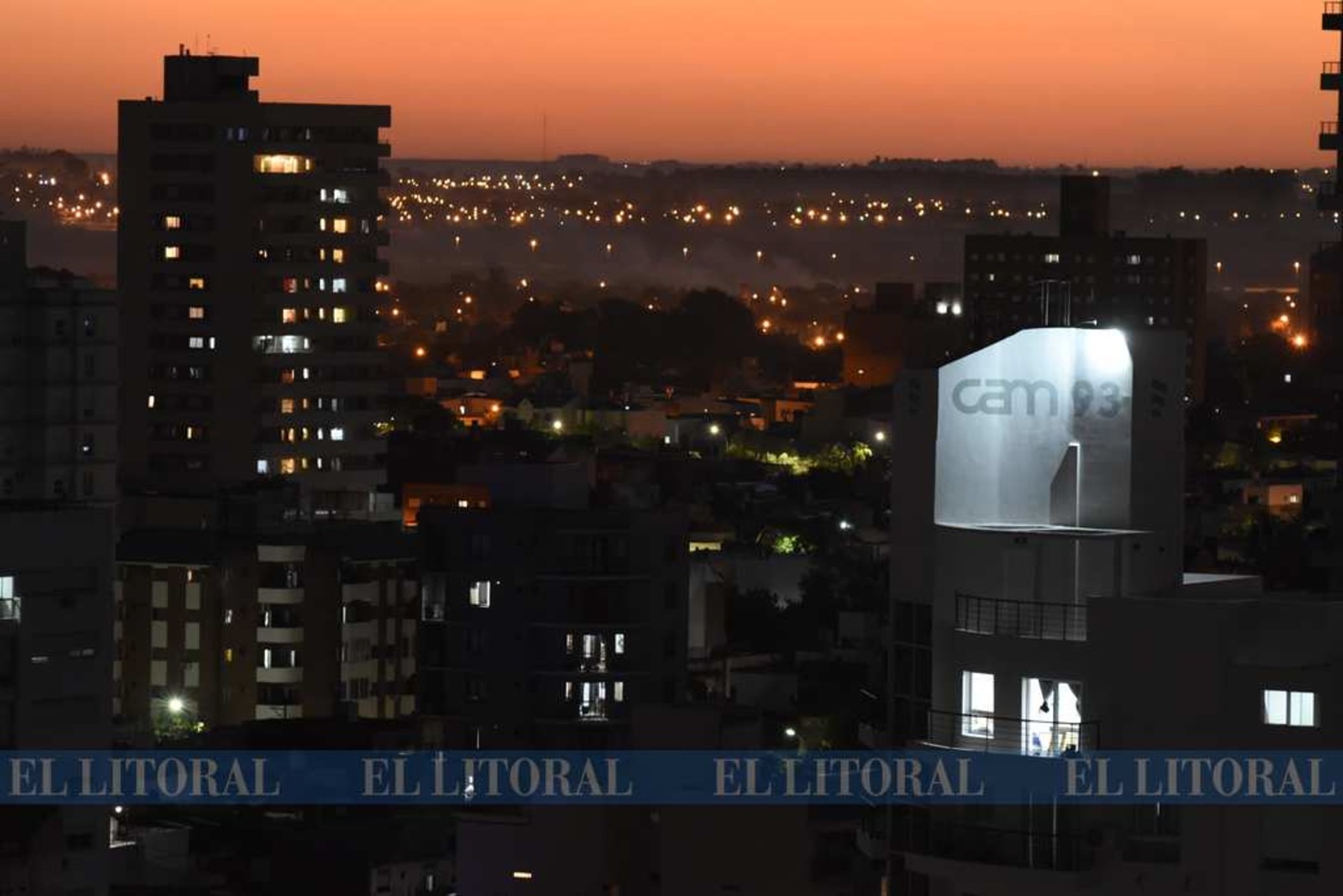 Vistas nocturnas de la ciudad.