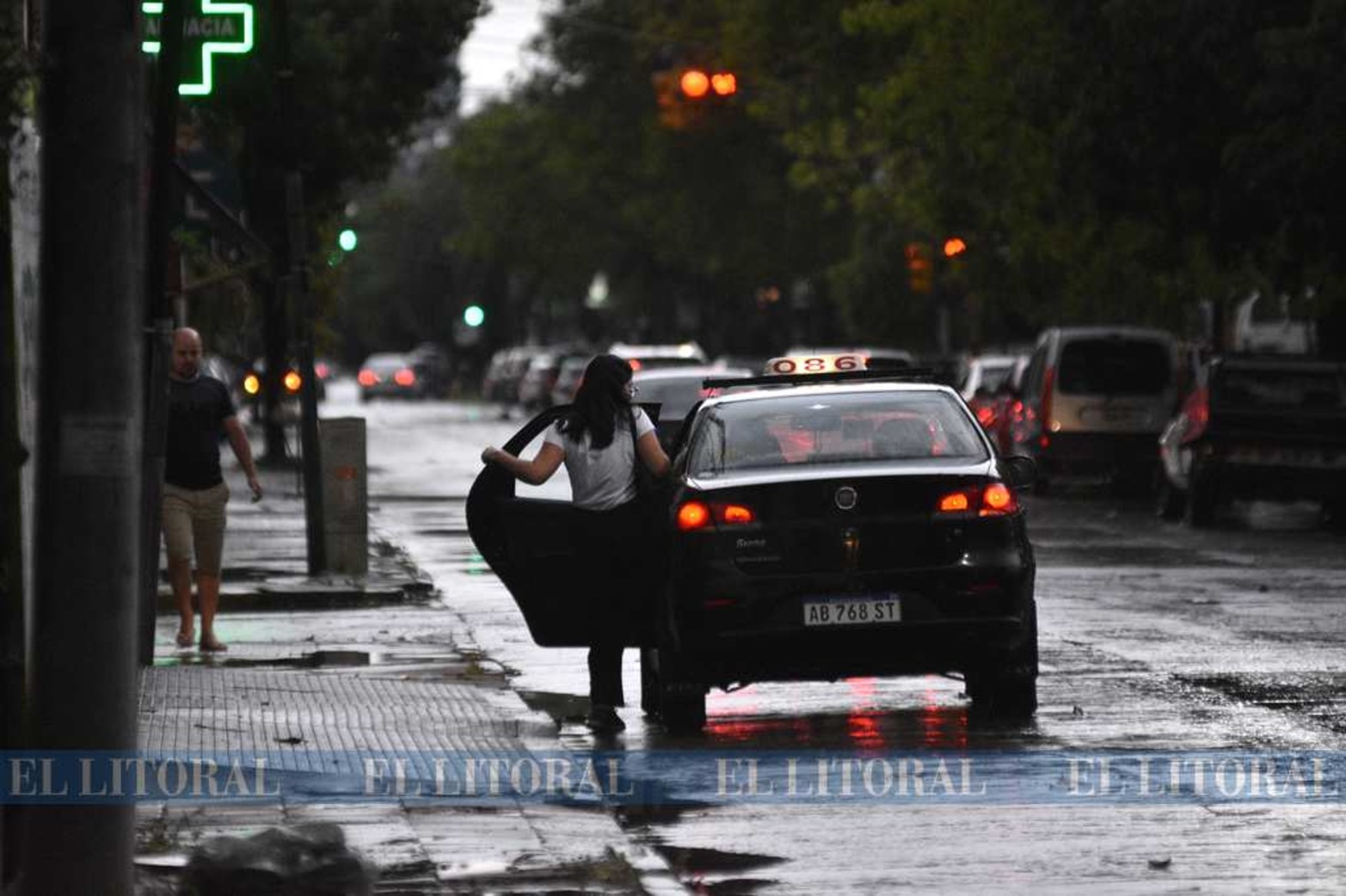 El frente de tormenta de ayer a la tarde. La escasez de agua de lluvia viene desde mayo de este año.