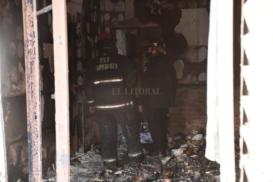 Las imágenes del incendio en calle Uruguay