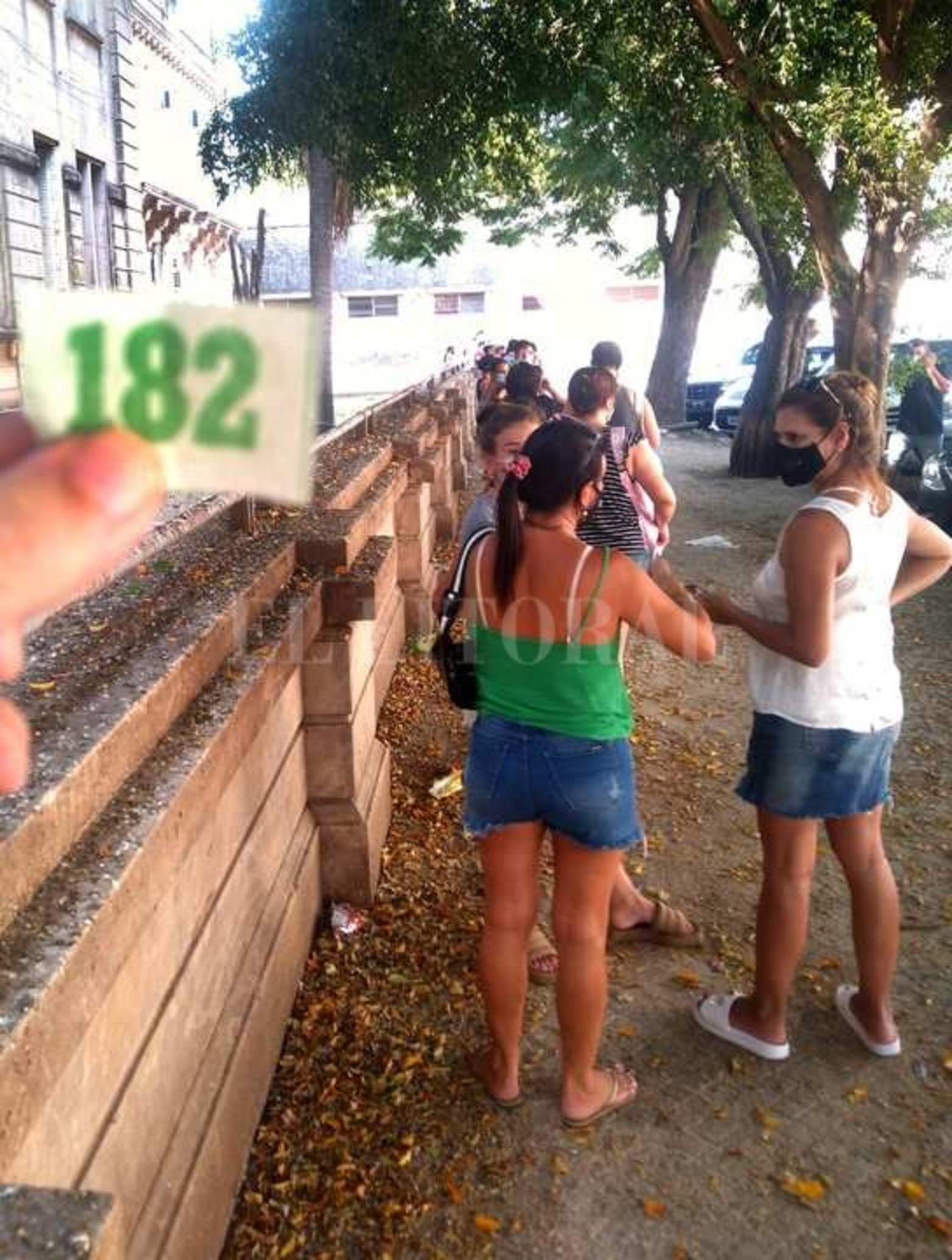 Desde el gobierno provincial indicaron a El Litoral que en cada centro de testeo se entregan 200 turnos diarios, a excepción del Viejo Iturraspe y el Cemafe que cuentan con una capacidad superior y pueden hisopar hasta 300 y 390 personas por día, respectivamente