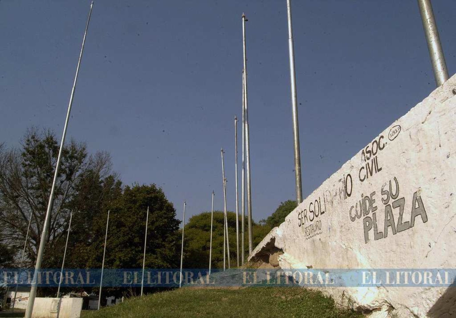 En 2004 sin banderas ni pintadas en la pasarela.