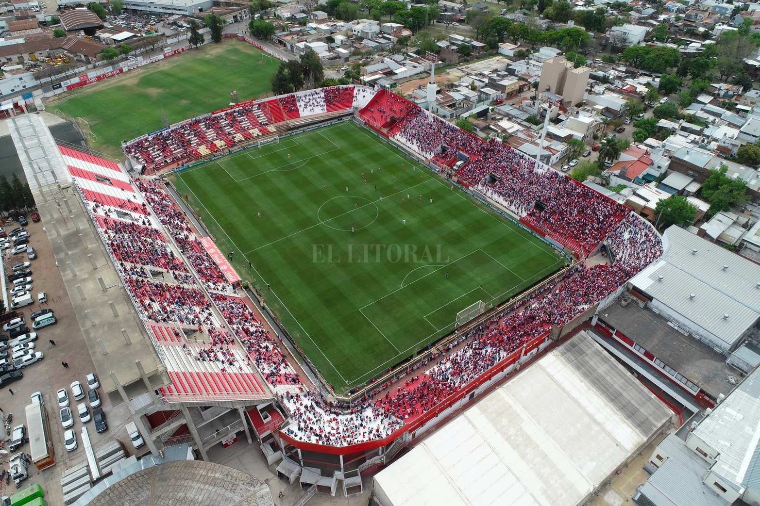 Desde la cámara del drone de El Litoral, así fue el regreso de los hinchas de Unión en la fecha 15 del torneo que enfrentó a Platense.