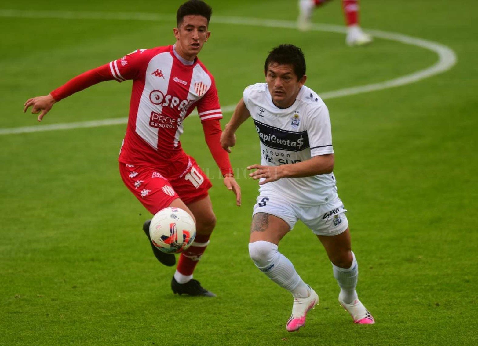 El Tatengue perdió por 1 a 0 contra el Lobo de La Plata y continúa con la racha negativa en la Liga Profesional de Fútbol.