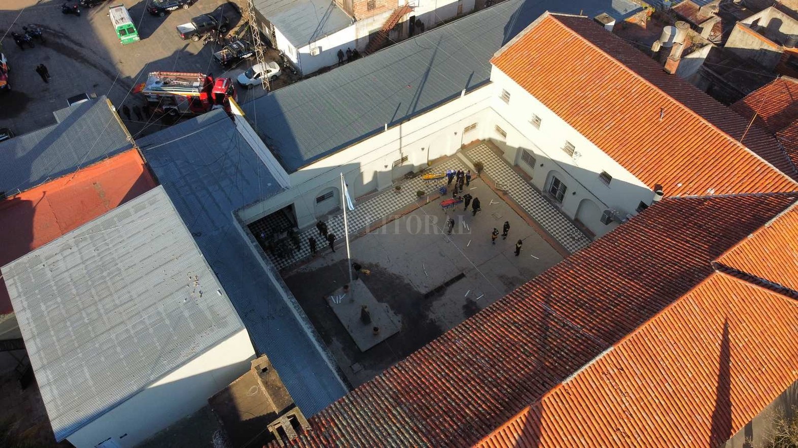 La imagen aérea del patio dónde daba la habitación.