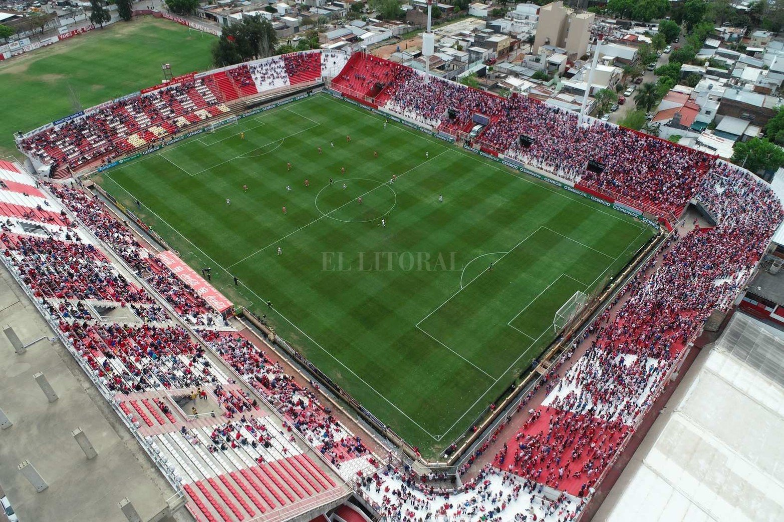 Desde la cámara del drone de El Litoral, así fue el regreso de los hinchas de Unión en la fecha 15 del torneo que enfrentó a Platense.