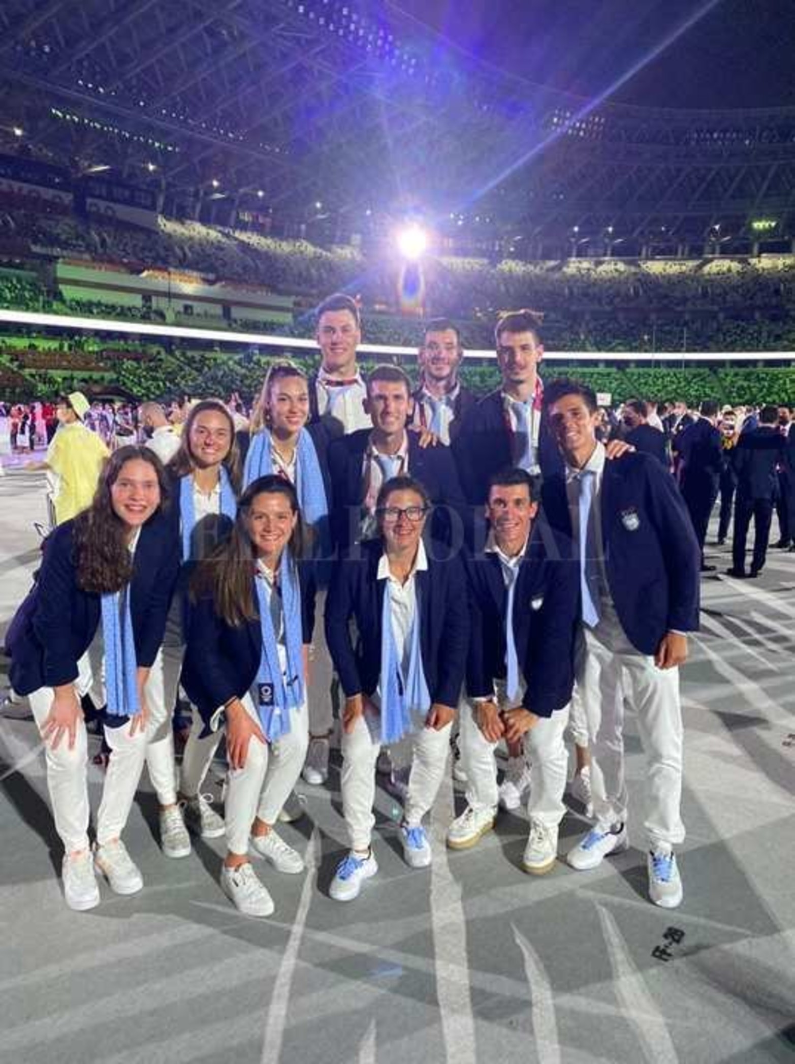 Los santafesinos que pudieron asistir a la ceremonia inaugural.
Arriba: Caffaro, Gallizzi, Brussino
Medio: Podoroska, Elina Rodríguez, Chiaraviglio, Coria
Abajo: Mayer, Fortuna, Carranza, Bagnis