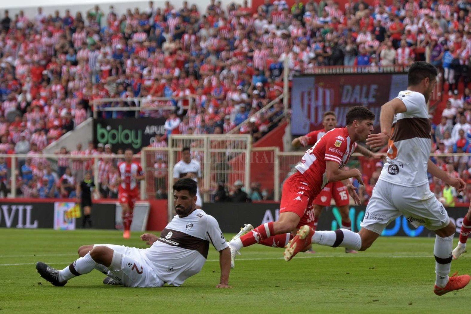 Unión perdió 2 a 1 de local enfrentando a Platense.