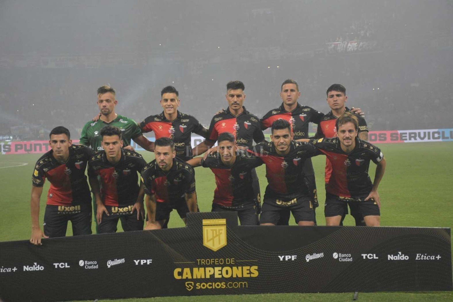 Colón escribe historia en el fútbol profesional de primera división. En Santiago del Estero, juega la final con River para definir el Trofeo del Campeón 2021. Puede hoy sumar su segunda estrella.