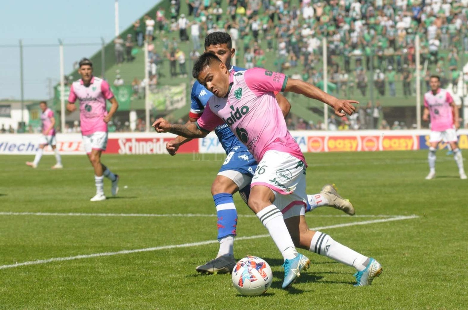 Unión ganó 4 a 3 a Sarmiento de Junín y sigue sumando puntos y soñando con entrar a la copa Sudamericana.