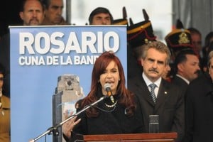 ELLITORAL_42973 |   Cristina Fernández de Kirchner, junto al candidato a gobernador de Santa Fe, Agustín Rossi.