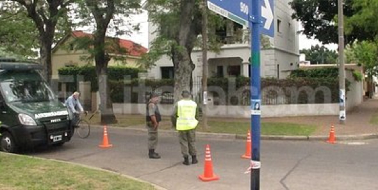 Dos detenidos y dos policías demorados por el ataque a la casa de Bonfatti
