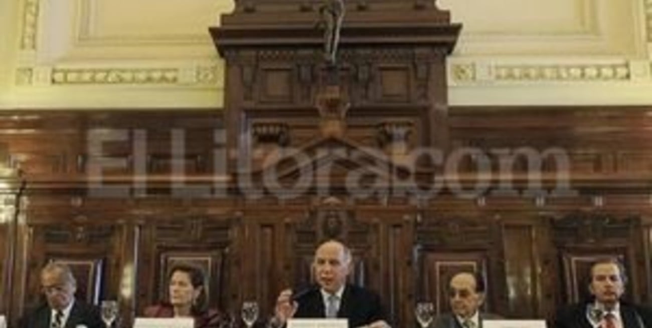 La Corte Suprema Declaró Constitucional La Ley De Medios El Litoral 2122