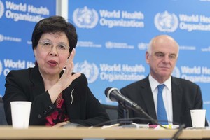 ELLITORAL_129924 |  EFE La directora general de la OMS, Margaret Chan, junto al enviado especial de la ONU para el Ébola, David Nabarro.