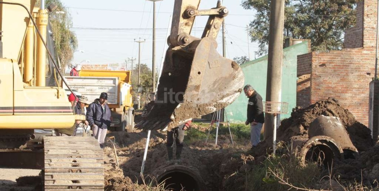 Santa Rita piden que se avance con el pavimento y los desag es