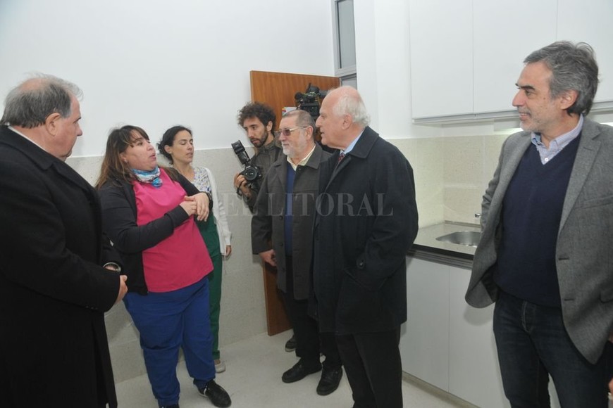 ELLITORAL_215754 |  Flavio Raina El gobernador participó de la inauguración del centro de salud del barrio Coronel Dorrego.