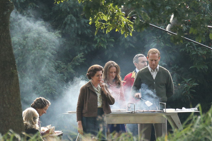 ELLITORAL_269168 |  Gtres Escena del rodaje de la tercera temporada de The Crown, donde Olivia Coleman representa a la reina Isabel II