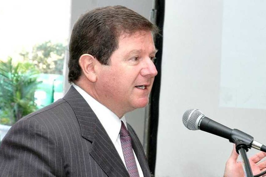 Designan al empresario Fernando Oris de Roa como embajador en