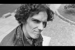 ELLITORAL_351672 |  Télam Nacido el 23 de enero de 1950 en el barrio porteño de Núñez, Spinetta fue autor, guitarrista y cantante, pero también un poeta y pintor.