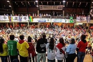 ELLITORAL_219443 |  Gentileza La Garganta Poderosa Las asambleas latinoamericanas se hicieron presentes en Porto Alegre para el foro.