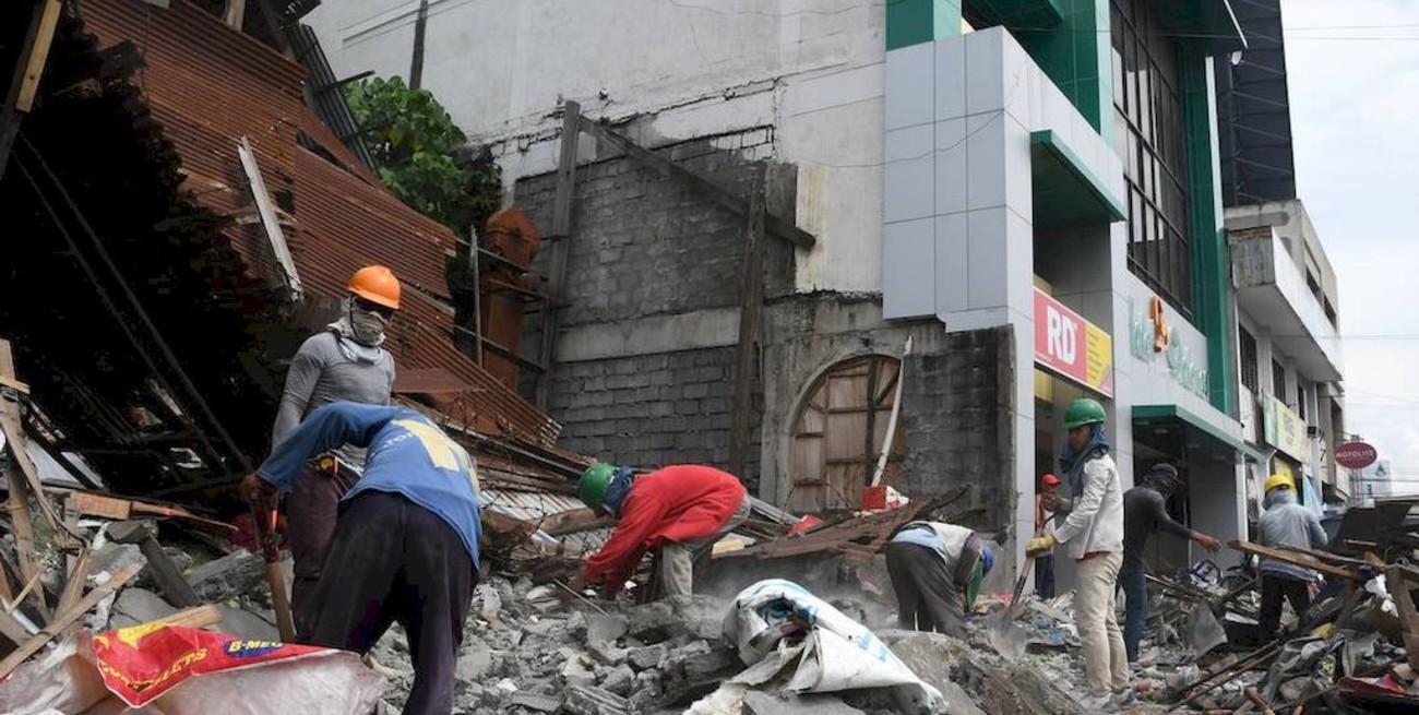 Al Menos 5 Muertos Y 70 Heridos Por Un Sismo De Magnitud 6 6 En El Sur