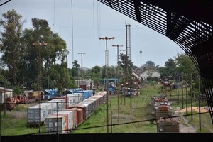 ELLITORAL_408056 |  Flavio Raina Piden que se restaure e intervenga sobre vagones y tramos del viejo ferrocarril, incorporándolos al paisaje natural y homenajeando a la historia del ferrocarril en esta ciudad.