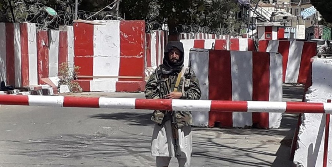 El gobierno de Afganistán está prácticamente aislado en Kabul