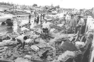 ELLITORAL_50227 |  Archivo El Litoral / Eduardo Salva Bulevar Roque Sáenz Peña de la ciudad de San Justo, el día del tornado.