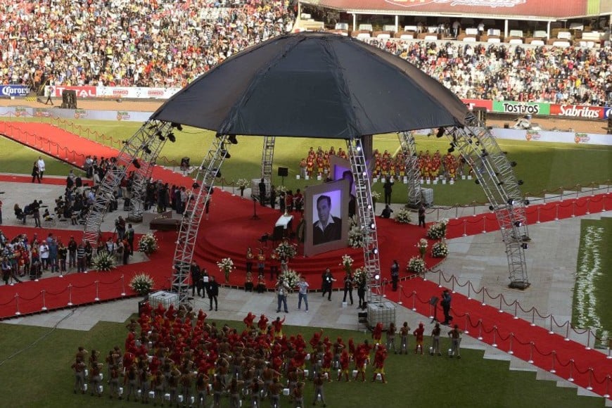 ELLITORAL_422576 |  Gentileza Su funeral se llevó a cabo en el estadio Azteca.