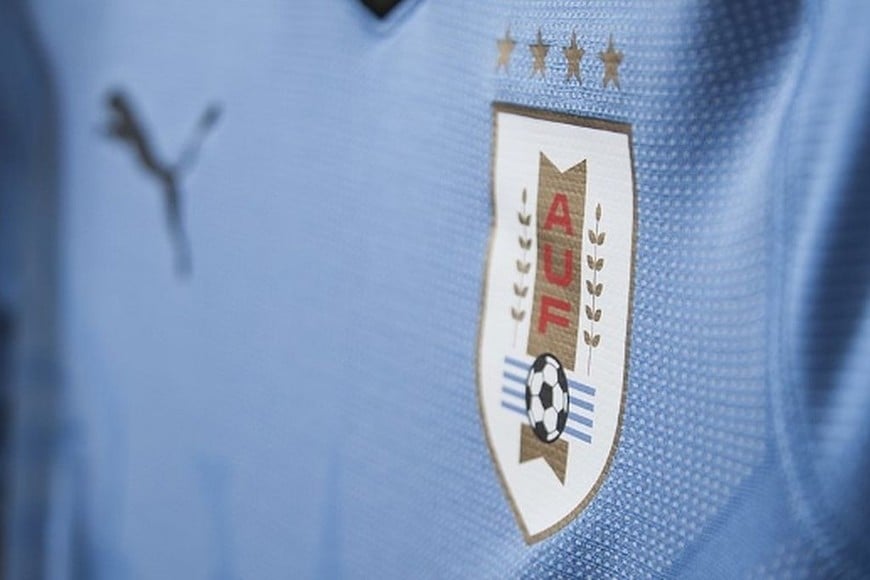 Uruguay, a la gresca con la FIFA por las estrellas de su escudo