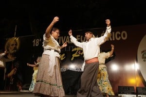 ELLITORAL_202309 |  Archivo El Litoral / Manuel Fabatía El encuentro folclórico se convirtió en una tradición para la parroquia San Pedro, ubicada en Crespo 3770.