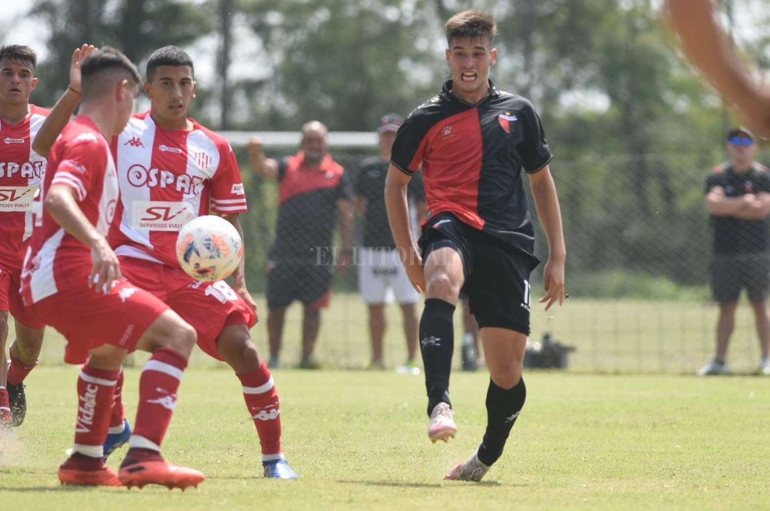 Con un gol al final del partido, Unión en reserva le ganó 1 a 0 a Colón.